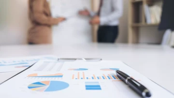Lean w praktyce – jak eliminować marnotrawstwo w procesach produkcyjnych krok po kroku?
